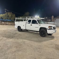 2006 GMC Sierra 2500hd 