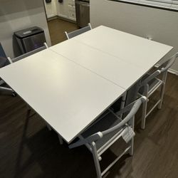 IKEA KALLHÄLL With Chairs