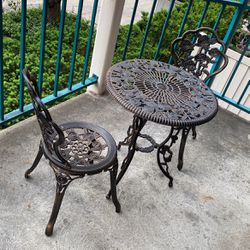 3 Piece Bistro Set (table and chairs)