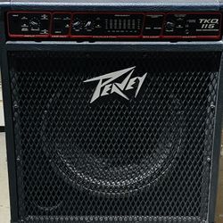 PEAVEY TKO 115 Bass Guitar Amplifier! 