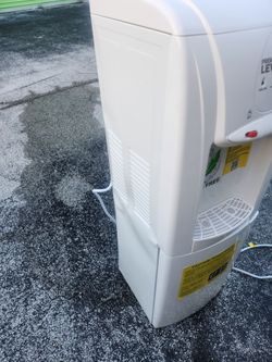 Bebederos De Agua Botellón Arriba