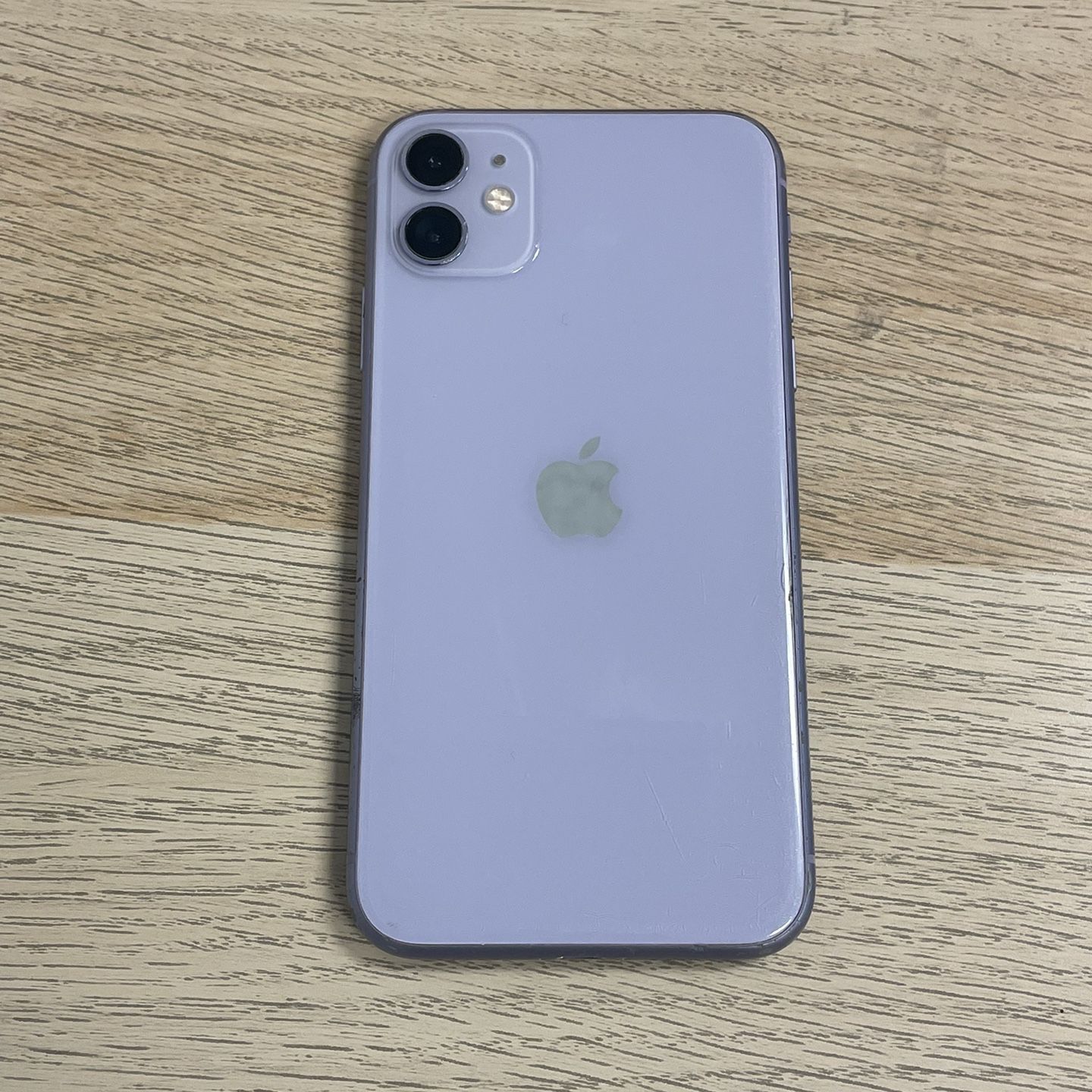 iPhone 11 - AT&T/Cricket - 64GB 