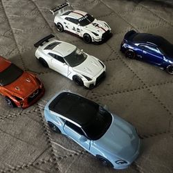 Nissan GT-R R35 & Nissan Z Diecast Cars