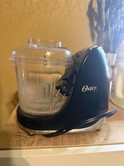 Oster 3-Cup Mini Food Chopper / Mini Food Processor