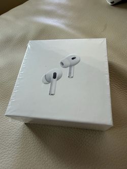 BRAND NEW Apple AirPod 2nd Gen