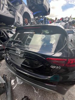 ✅2017-2019 INFINITI QX30 TRUNK LID✅