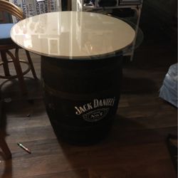 Jack Daniel S  Table And Chairs