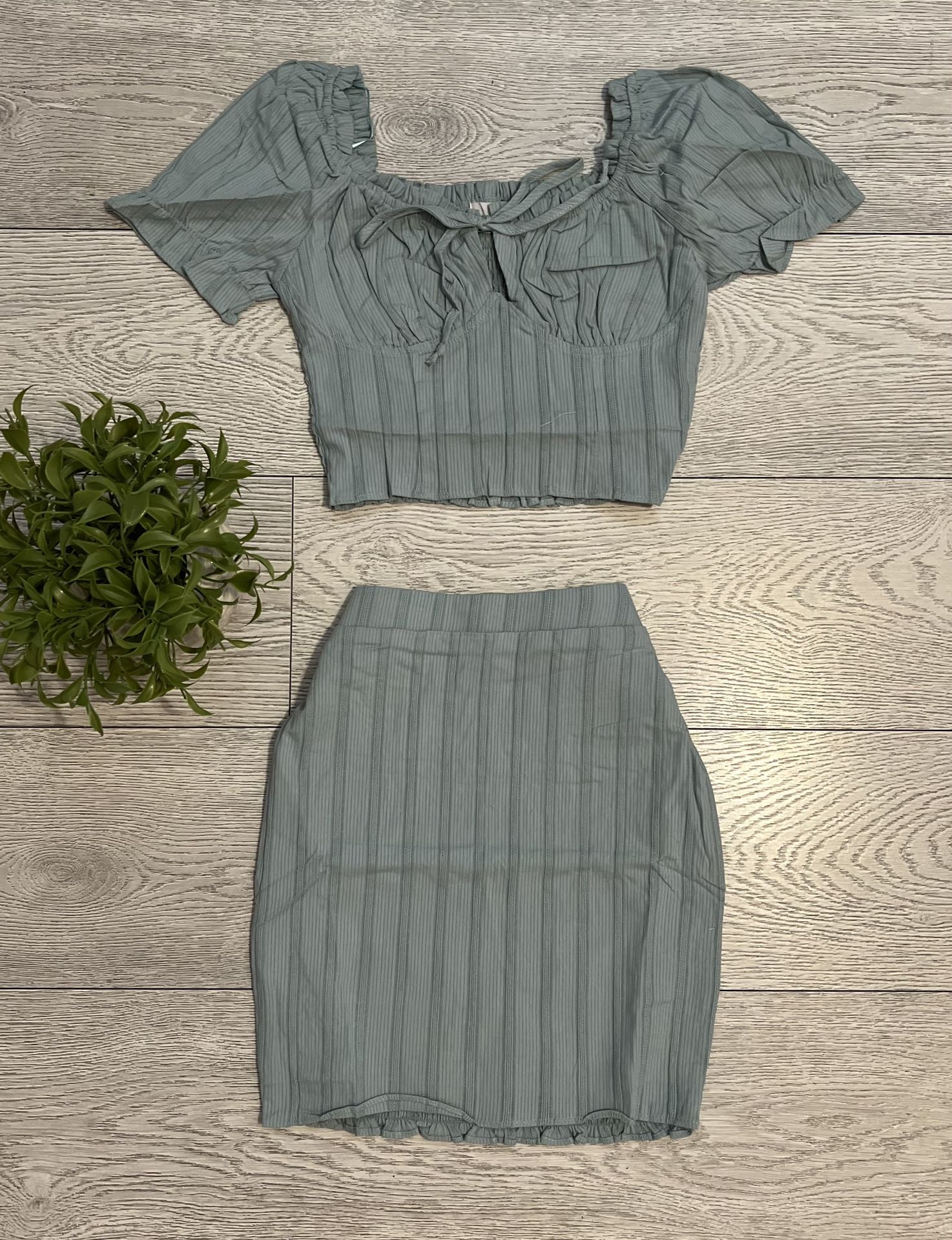 Sage Skirt Set (small-large)