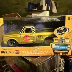 Jada Disney Wall.E 1972 Chevrolet Cheyenne 1:32 Scale