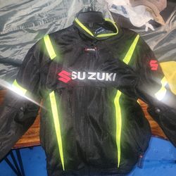 jacket suzuki like a medium size