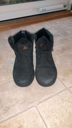 Black Tims size 7