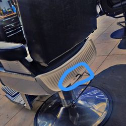 BARBER CHAIR $200