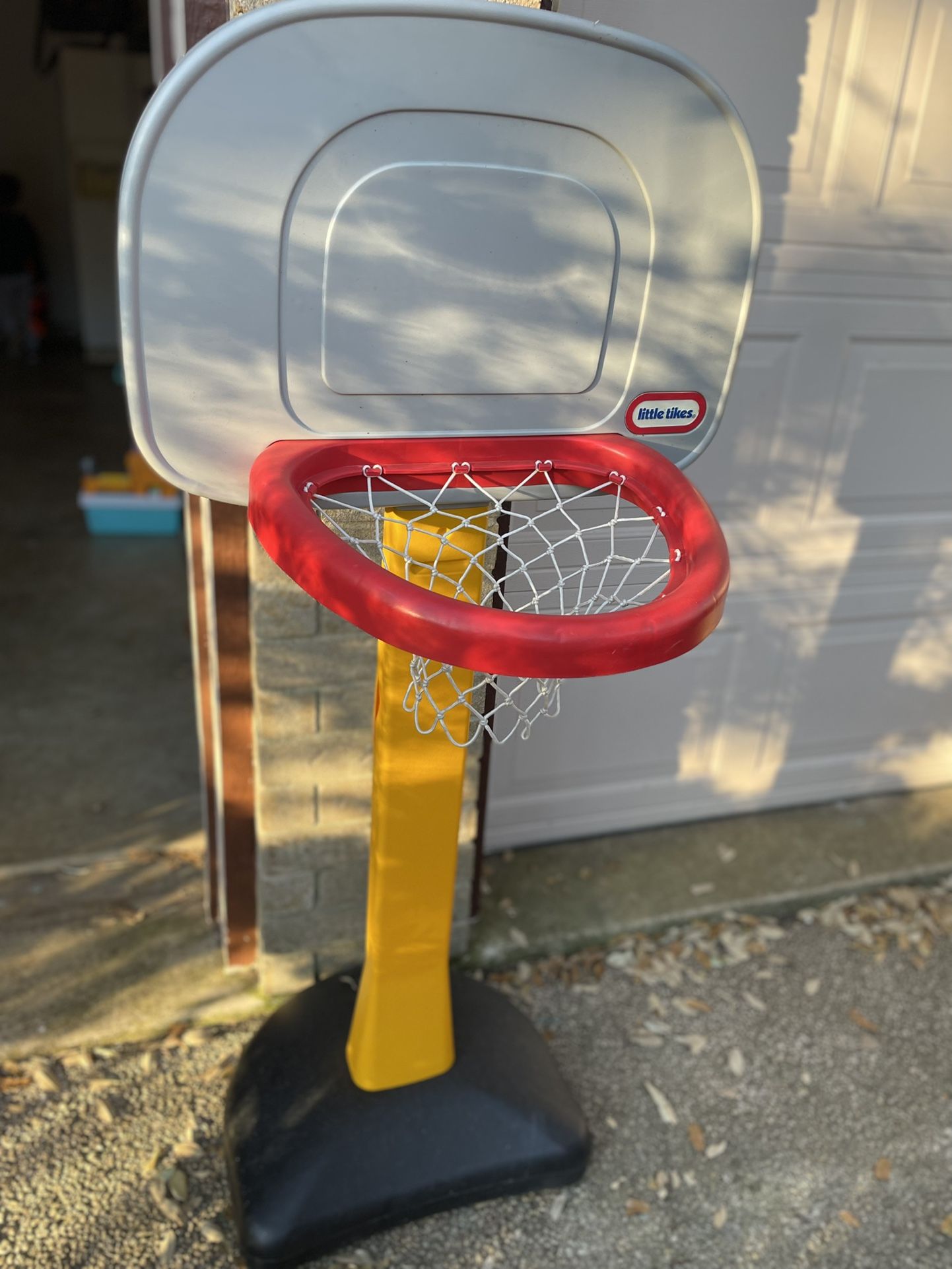 Little Tikes Basketball Hoop for Sale in San Antonio, TX OfferUp