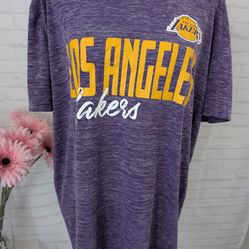 NBA Lakers T-shirt women's size L