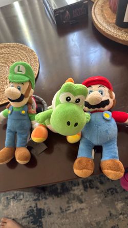 Luigi super Mario and Yoshi