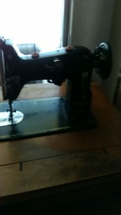 Oldsmobile sewing machine