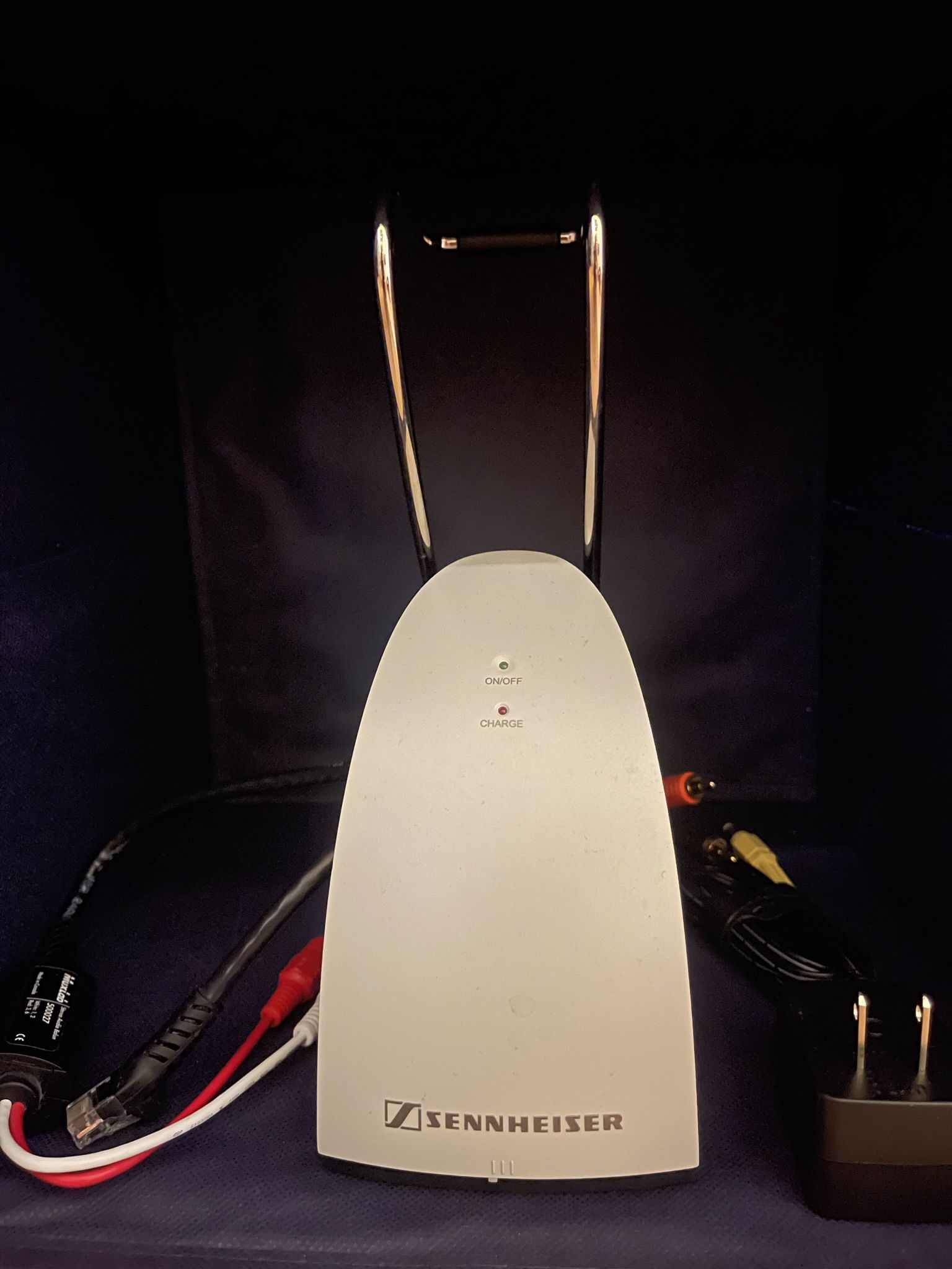 SENNHEISER