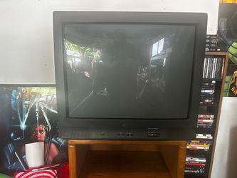 Retro Gaming CRT TV 27 Inch