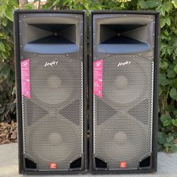 PEAVEY SPEAKERS