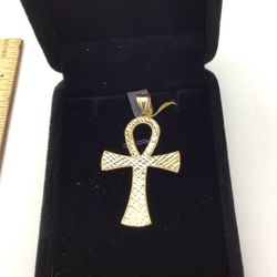 14k Yellow Gold Diamond Cut 4.6 Gram Cross Pendant 2” 💵  💳  💵  Cash and Card Accepted