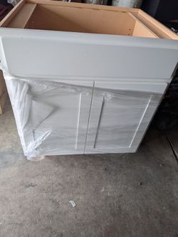 Brand NEW!! Kitchen Cabinet !!