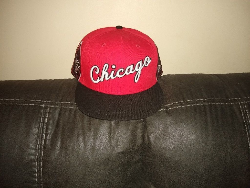Chicago Bulls Fitted Hat Size 7¾