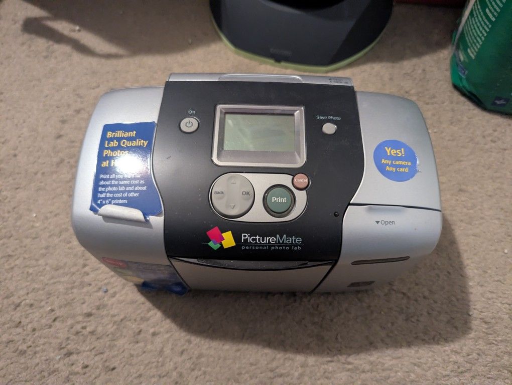 Epson PictureMate personal photo lab printer with photo paper