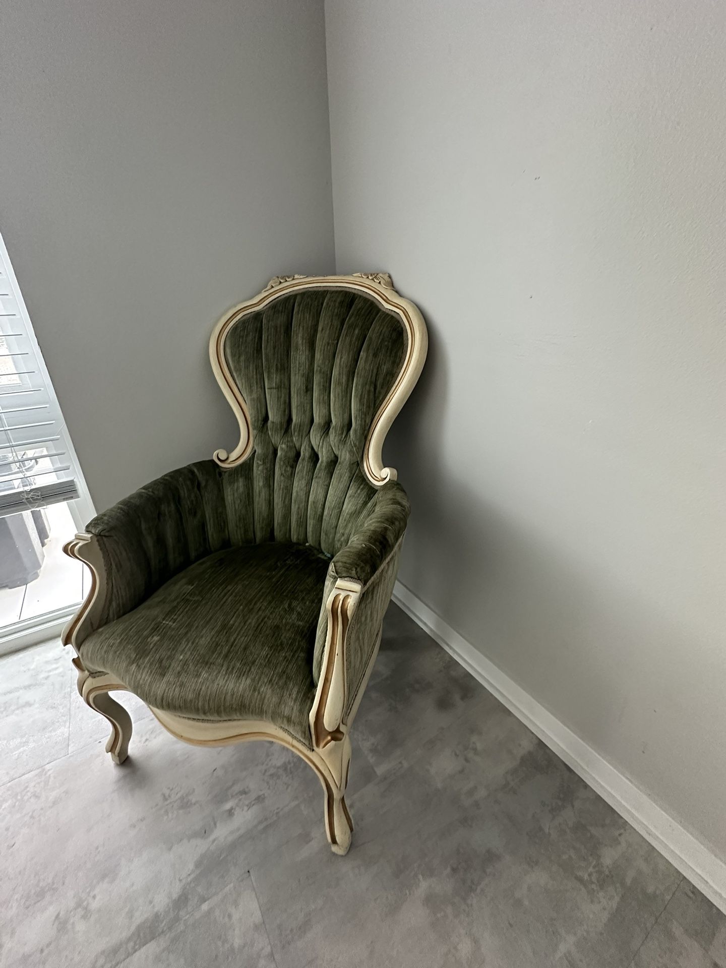 Velvet Chair