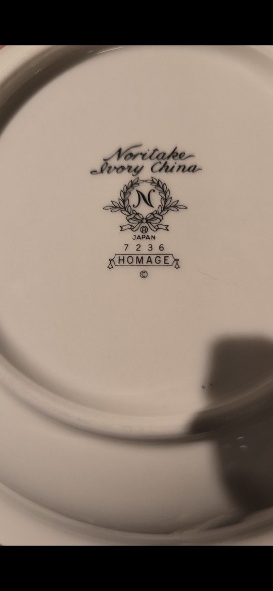 Noritake 7236 Homage Ivory China 12 Piece Set Plus Items