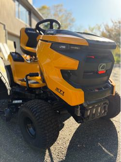 Cub Cadet 50” Ride On Mower