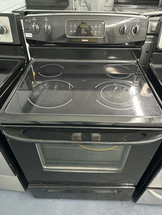 Kenmore Electric Stove Capacity 5.8 cuft DELIVERY AVAILABLE!