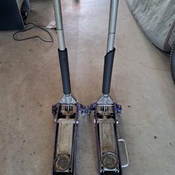 (2) 1-1/2 TON FLOOR JACKS