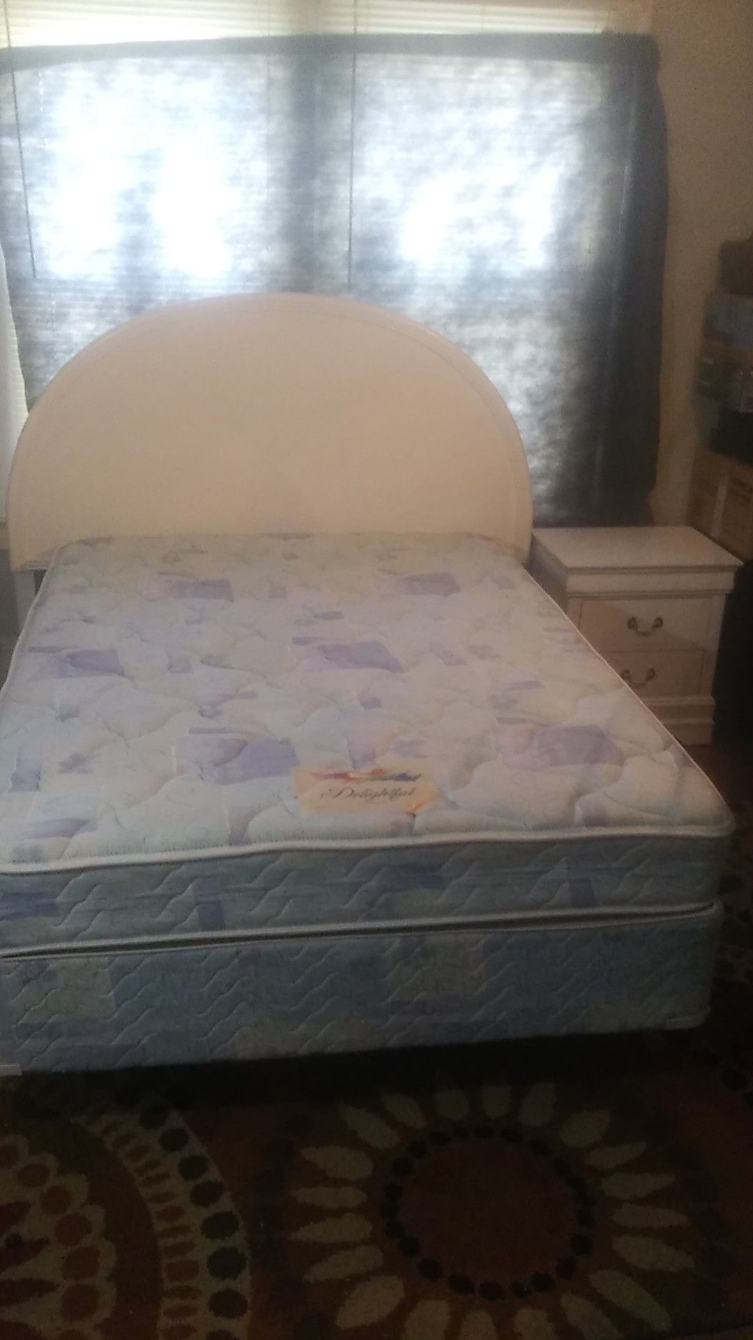 Nice full size bed complete! Headboard, metal frame and Super clean mattress. No stains! Reduced $150 to $125. Better picture on my page.