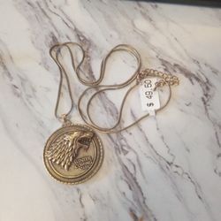 GAME IF THRONES MEDALLION NWT