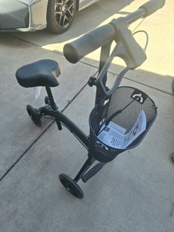 Seated Knee Scooter 