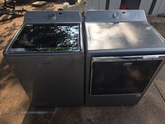 Maytag washer xl and matching dryer  electric  matching set
