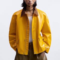 Zara  men’s yellow jacket -Size MED-  NEW
