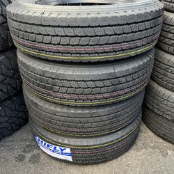 Vendo 225/70/R19.5 Nuevas Instacion Por $600