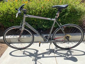 Specialized Sirrus Elite XL Bicycle