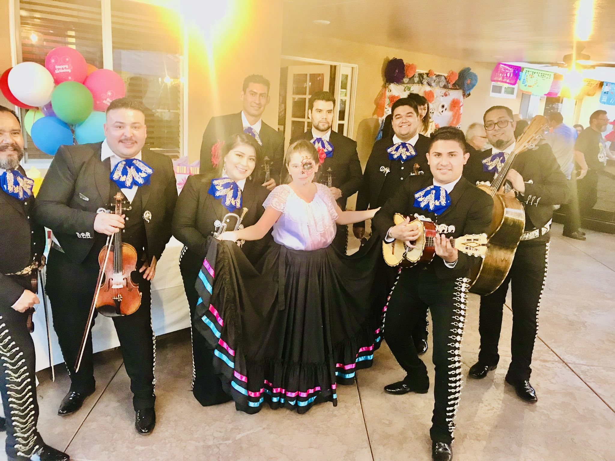 Mariachi 🐶500$$ Festeja una serenata memorable precios especiales con voces que te llenarán el Corazón de un valioso recuerdo con tus seres amados