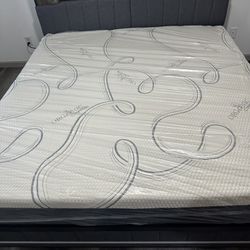 New king mattress, memory foam gel infused