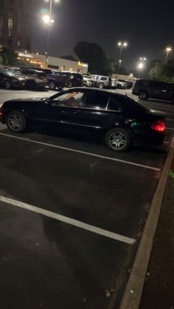 06 Mercedes Benz E350 140k miles clean title