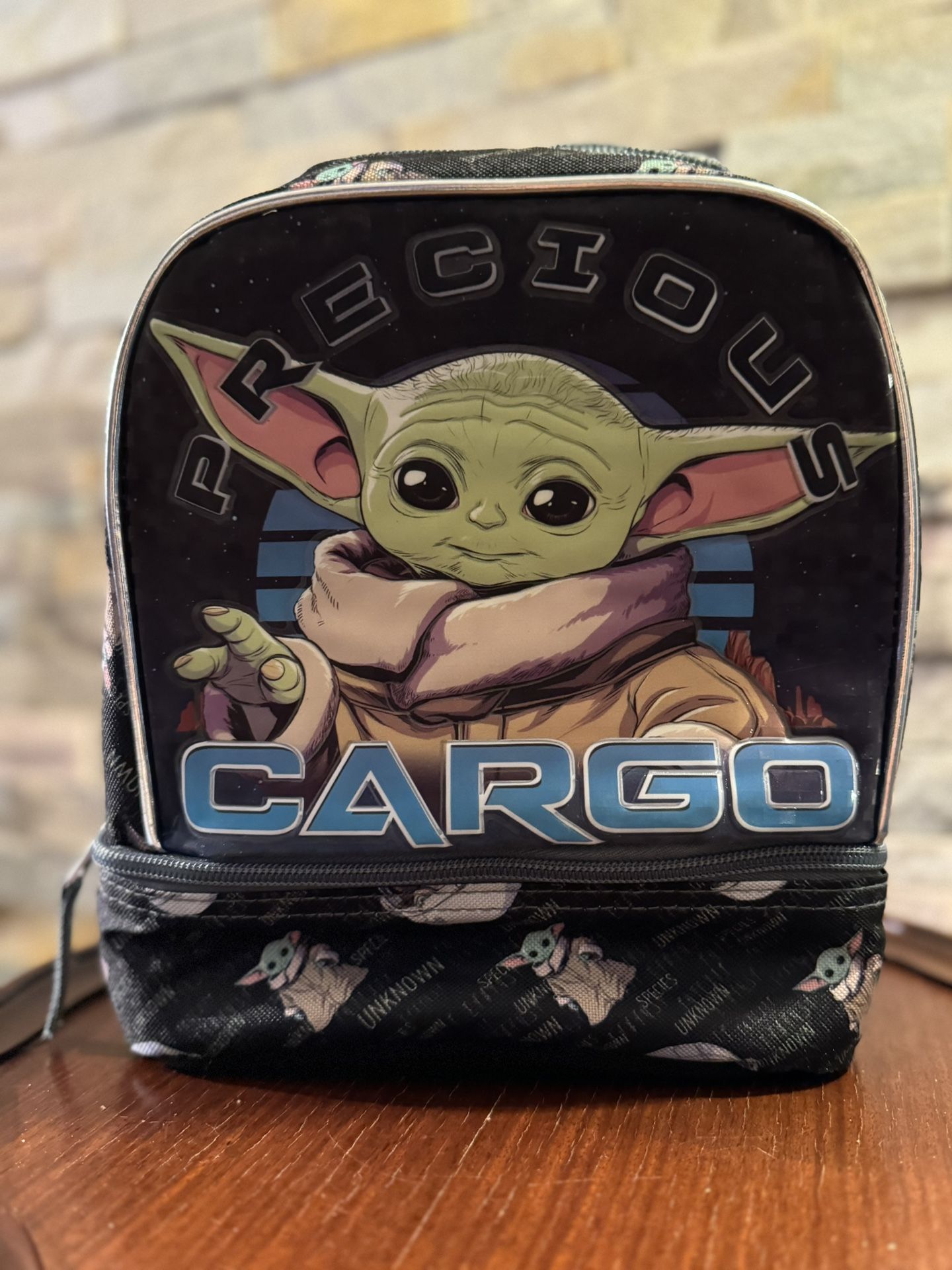 Disney Star Wars The Mandalorian Baby YODA Lunch Box Bag Precious Cargo EUC #yoda #lunchbag #lunchbox #starwars