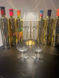Au Vodka hurricane glasses