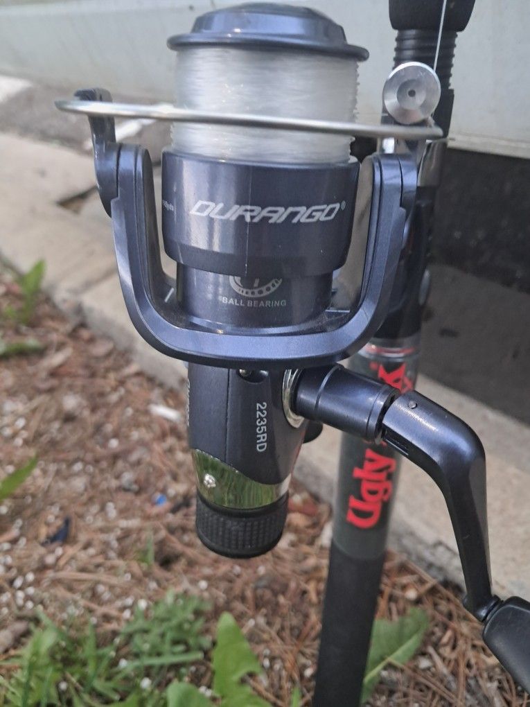 UGLY STIK Gx2 Fishing Rod W/ SHAKESPEARE Durango Spinning Reel