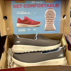 Women’s Skechers Shoes Size 9