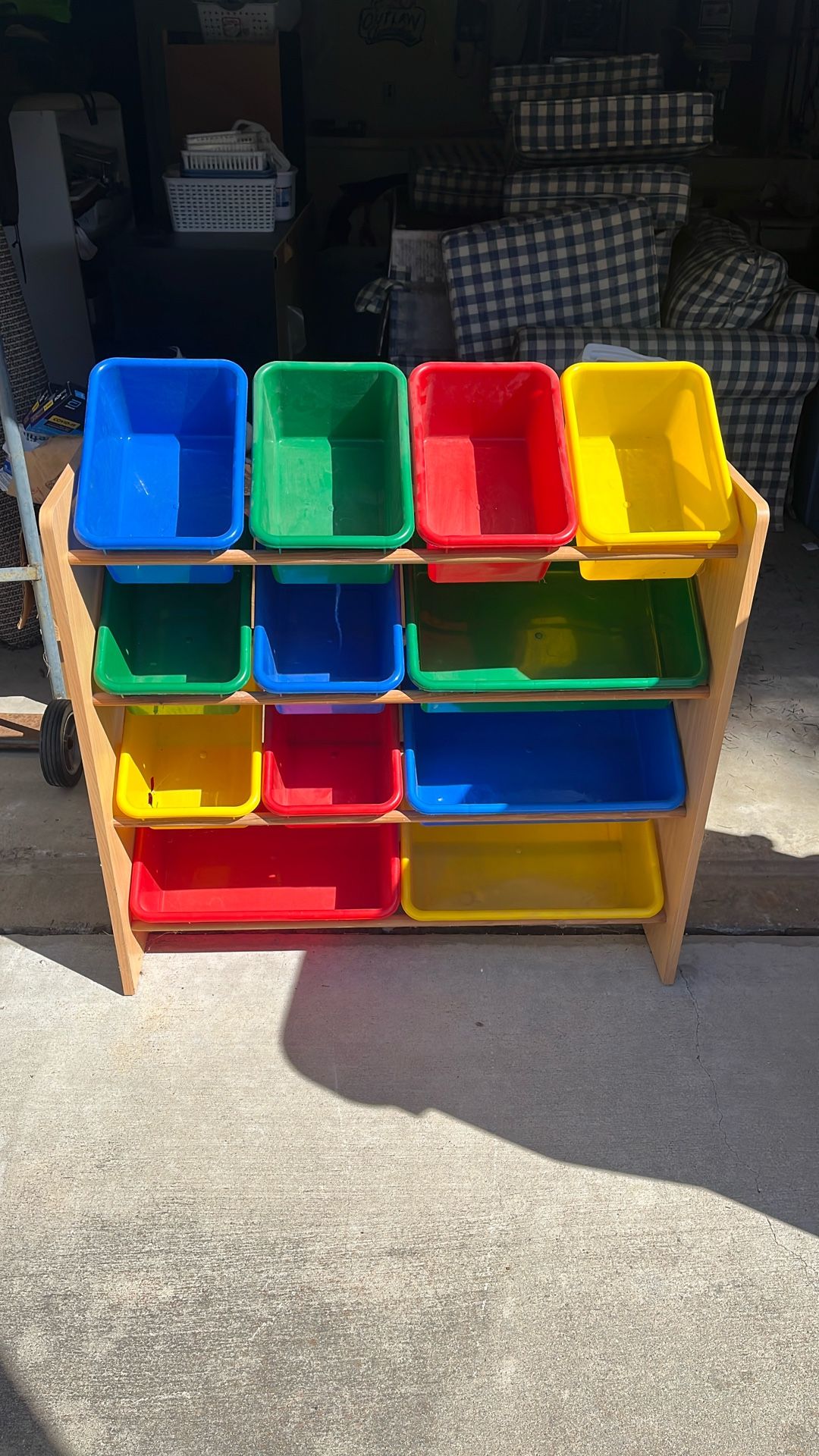 Storage W/bins