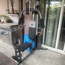 GOLDS GYM WORK OUT MACHINE BACK CHEST ARMS WITH ACESSORY