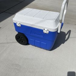 Rolling Colman Cooler