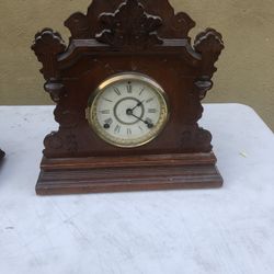 Mantel Clock